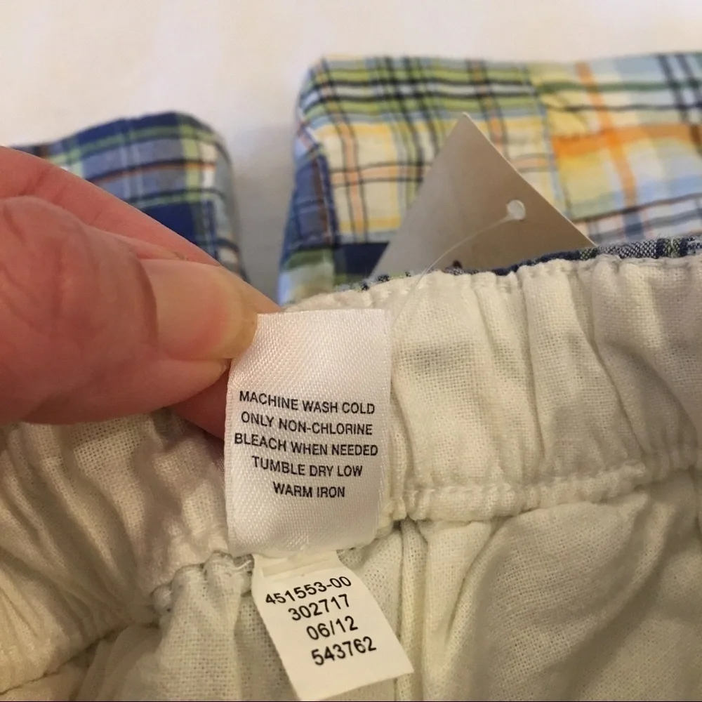 NWT-GAP Boys Plaid Patchwork Shorts Size 6-12 Months